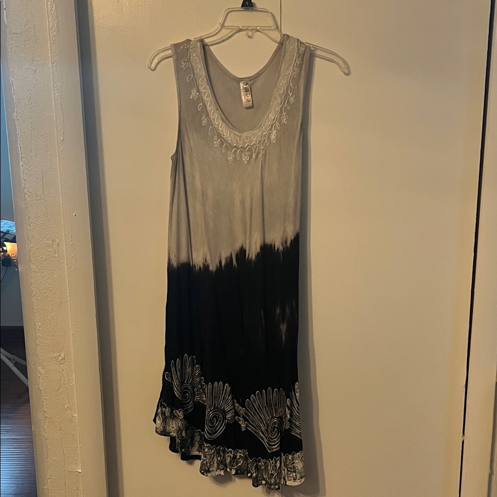 India Boutique Gray Sleeveless Dress